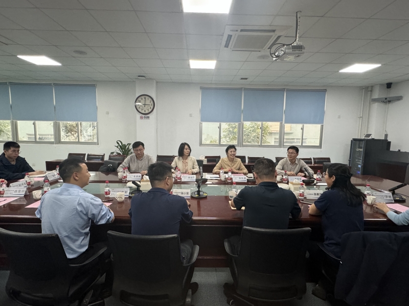 1712623842849772.jpg 交流座谈_副本.jpg